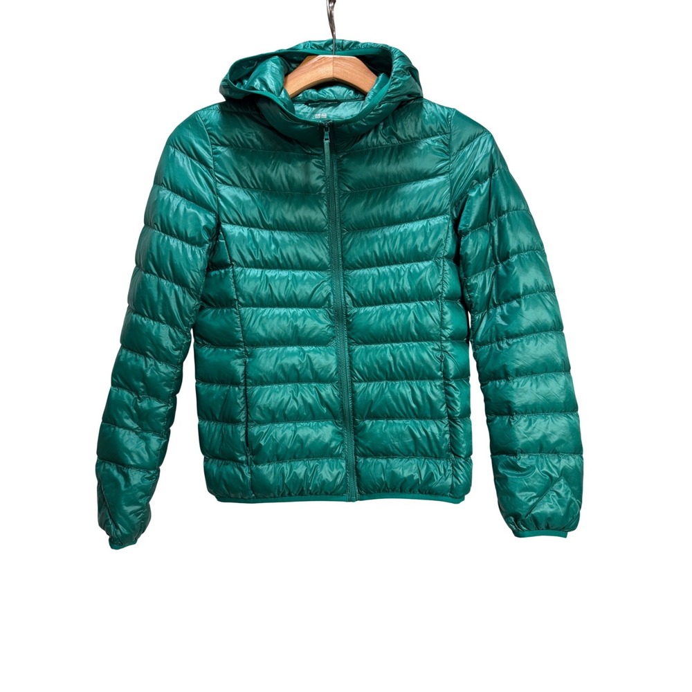 Uniqlo Puffer Jacket Kelly Green Hooded Ultra Light Down Packable Travel Small